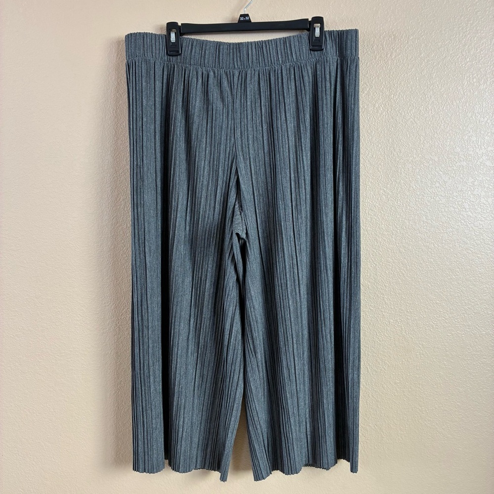 J Jill Pure New Size LP Gray Pleated Jersey Pull On Knit Wide Leg‎ Crop Pants